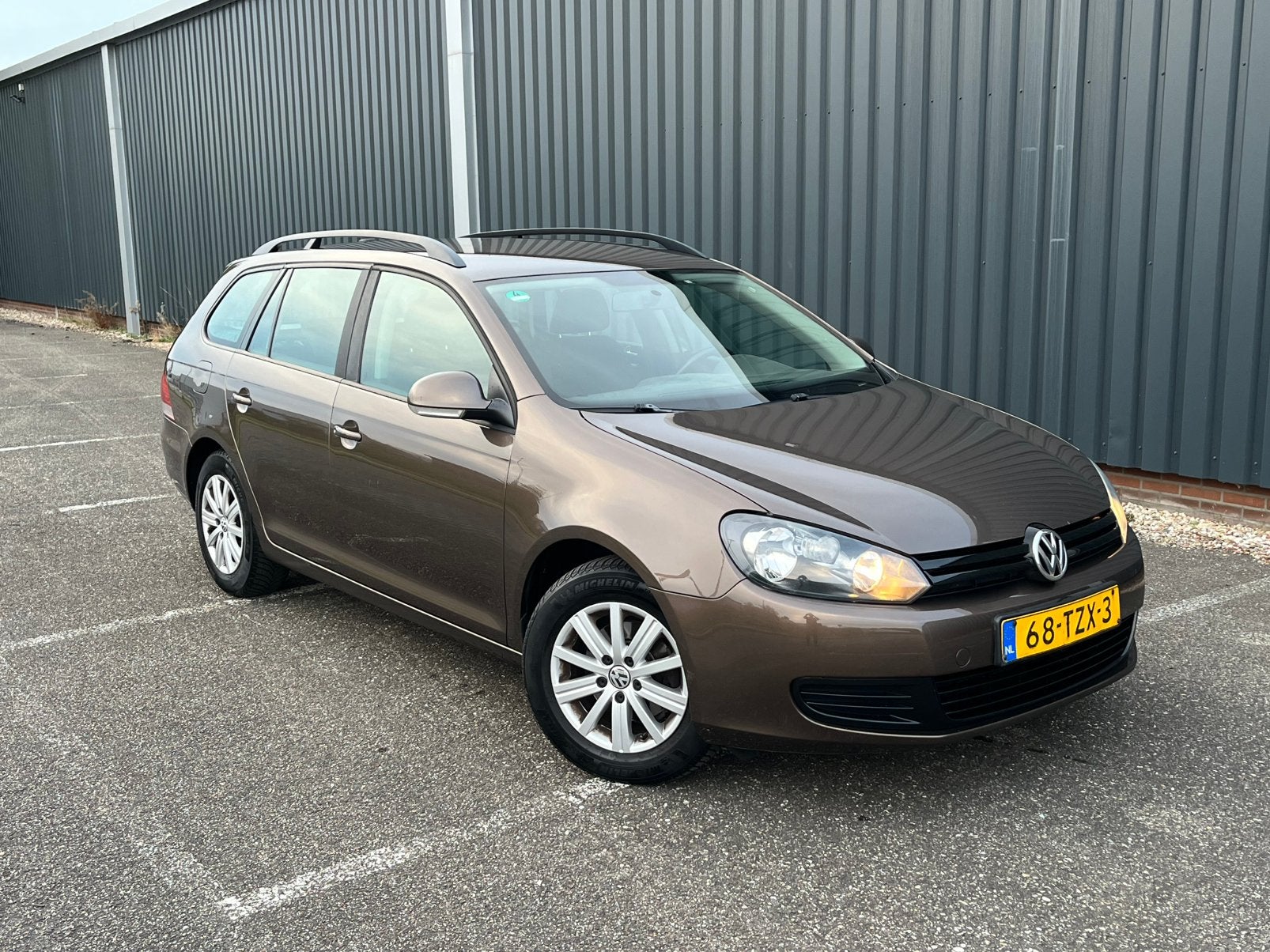 Volkswagen Golf 1.6 TDI 77KW Variant 2012 APK Juli 2027!, Auto's, Voorwielaandrijving, Euro 5, Stof, Zwart