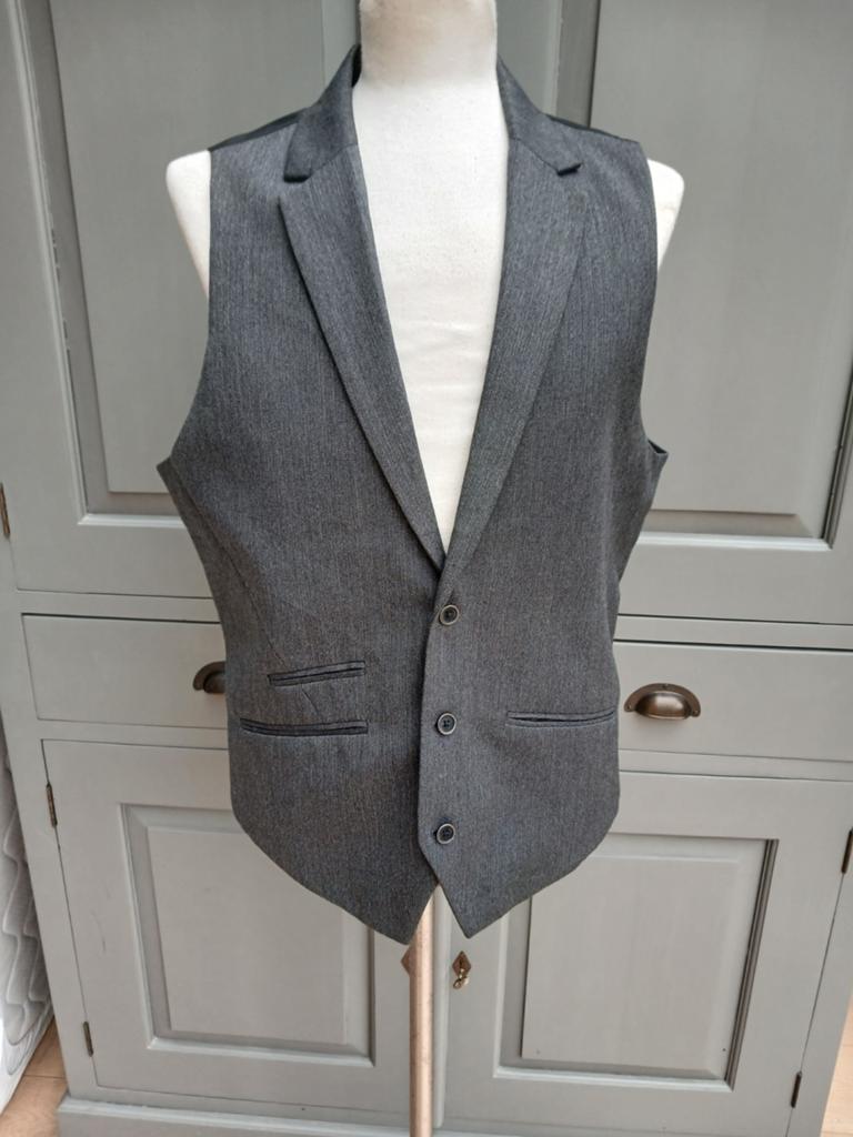 Mooi vintage Gilet grijs maat 54, Kleding | Heren, Kostuums en Colberts, Ophalen of Verzenden, Zo goed als nieuw, Grijs