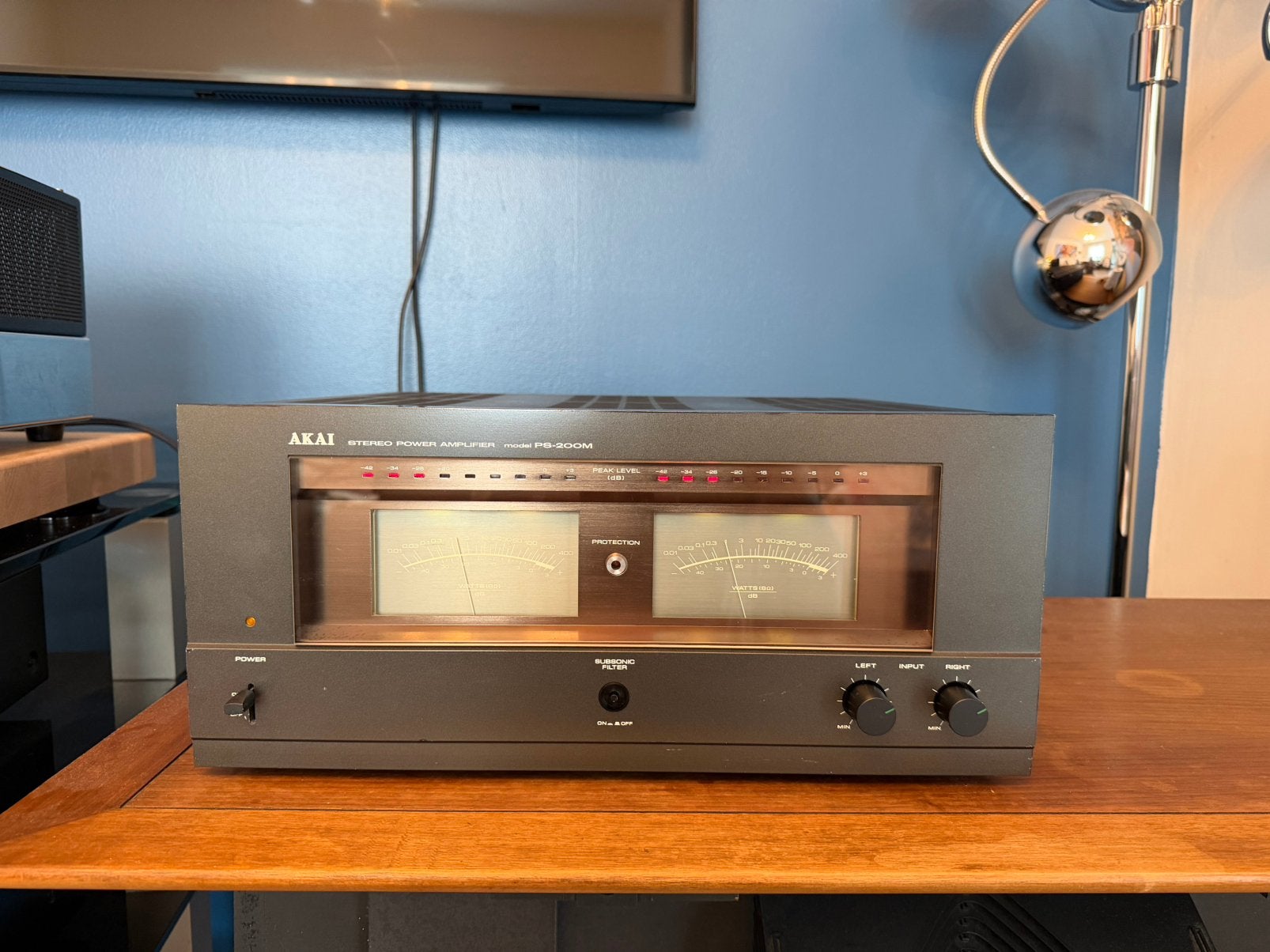Akai ps-200m, Ophalen of Verzenden, Zo goed als nieuw, 120 watt of meer, Overige merken