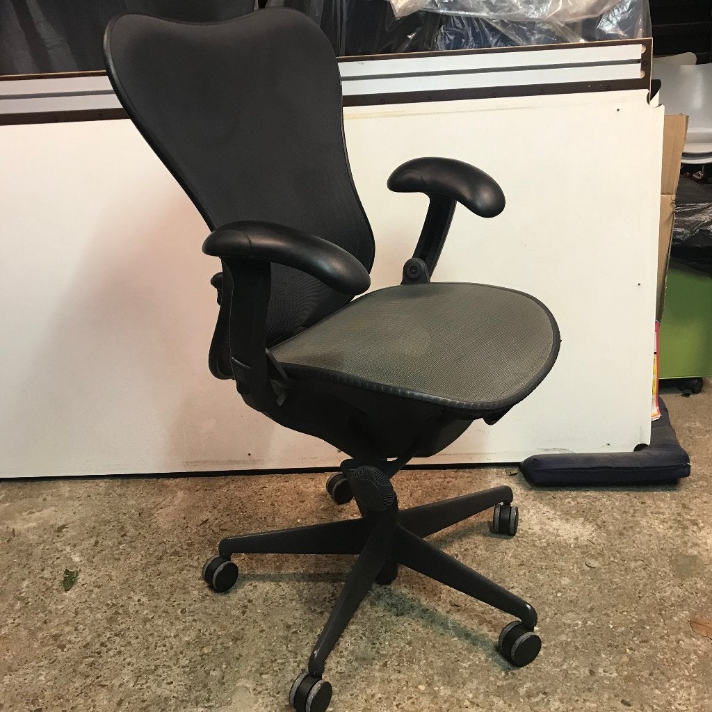 Bureaustoel stoel Herman Miller Mirra Full Options, Huis en Inrichting, Ophalen, Gebruikt, Zwart, Nvt