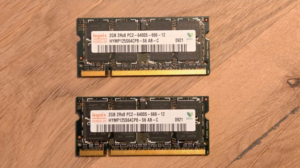 Hynix 4GB DDR2 PC2-6400S 800MHz SO-DIMM – 2x 2GB, Gebruikt, Ophalen of Verzenden, DDR2, Laptop