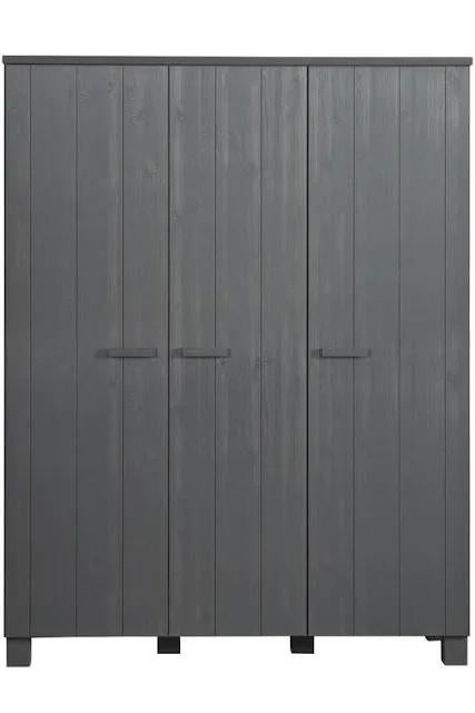 Woood Dennis 3-deurs kast met leren handgrepen, Huis en Inrichting, Kasten | Kledingkasten, Ophalen, Met deur(en), Modern, Scandinavisch