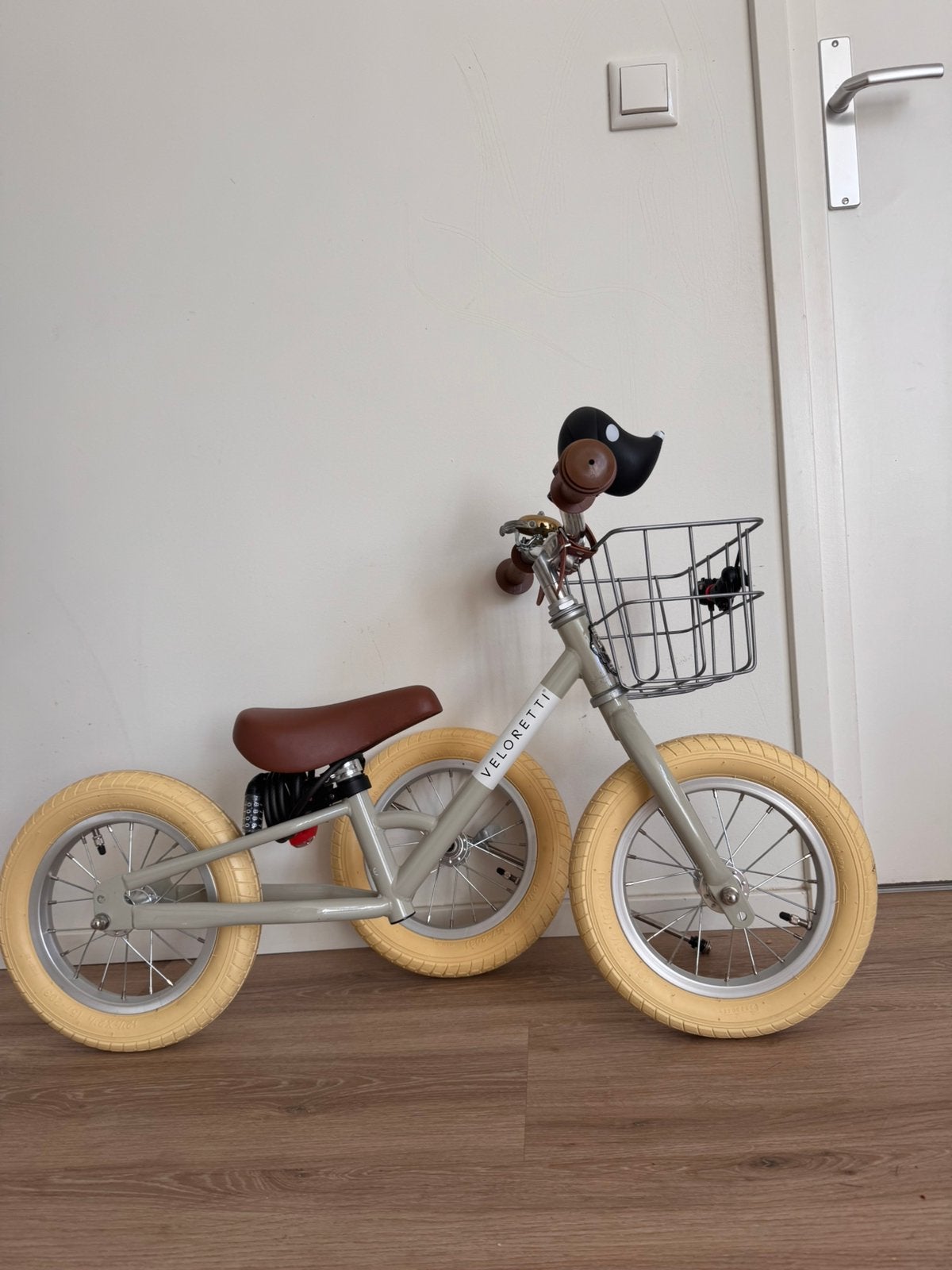 Veloretti Tricycle 2-in-1 Loopfiets - Driewieler, Ophalen, Zo goed als nieuw, Minder dan 16 inch