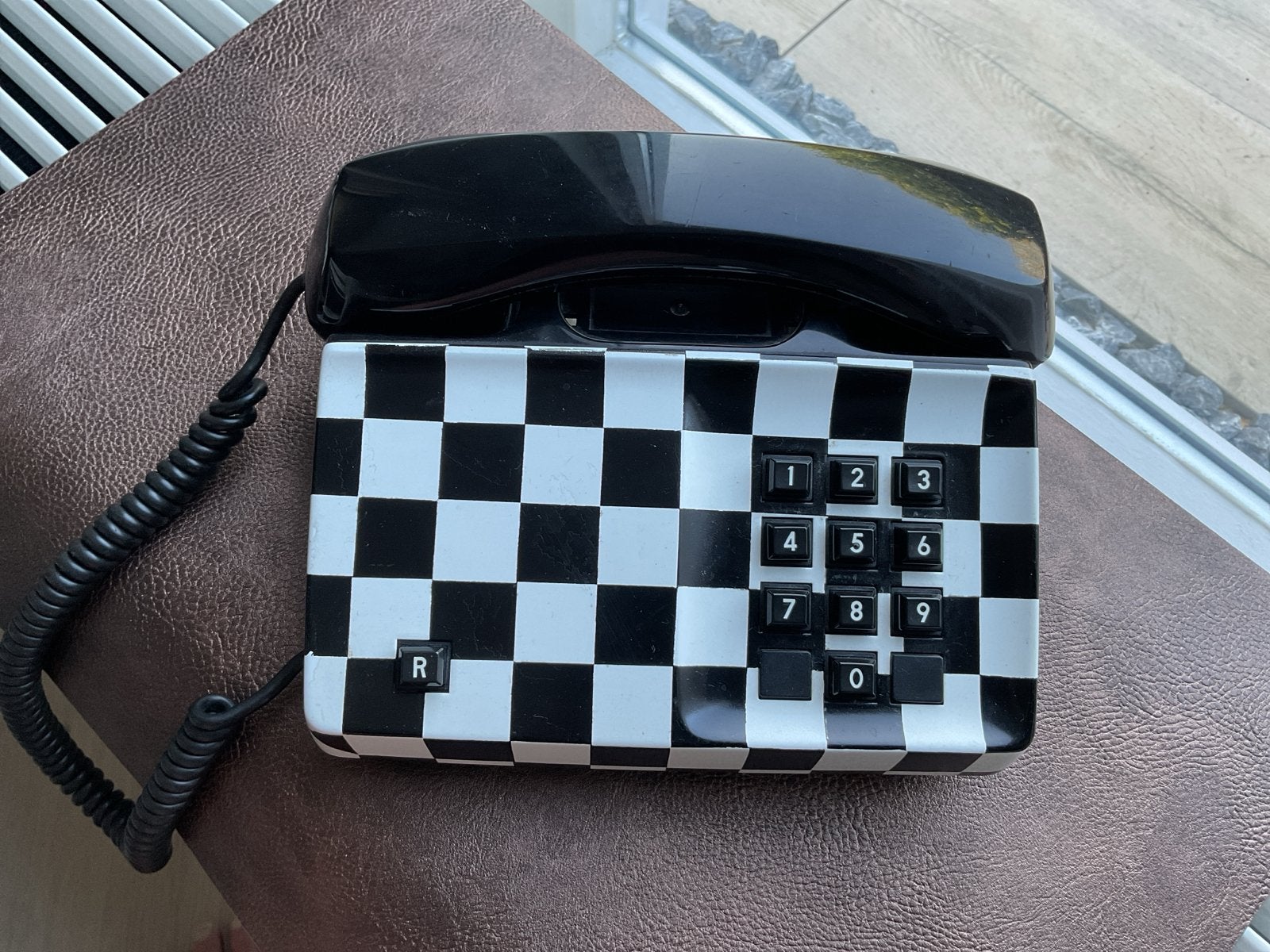 Vintage PTT Diavox IDK Telefoon -Zwart/Wit Schaakbordpatroon, Telecommunicatie, Vaste telefoons | Niet Draadloos, Gebruikt, Ophalen