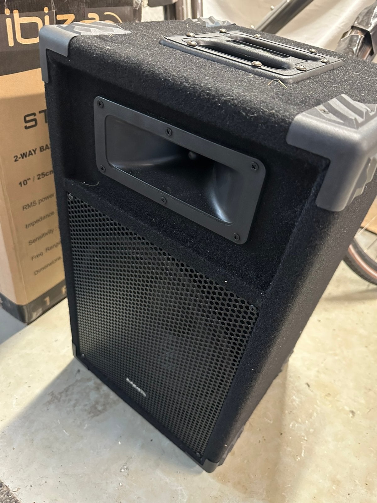 Complete set: versterker en vier Ibiza geluidsboxen 250W, Party speaker, Zo goed als nieuw, Bluetooth, Ophalen