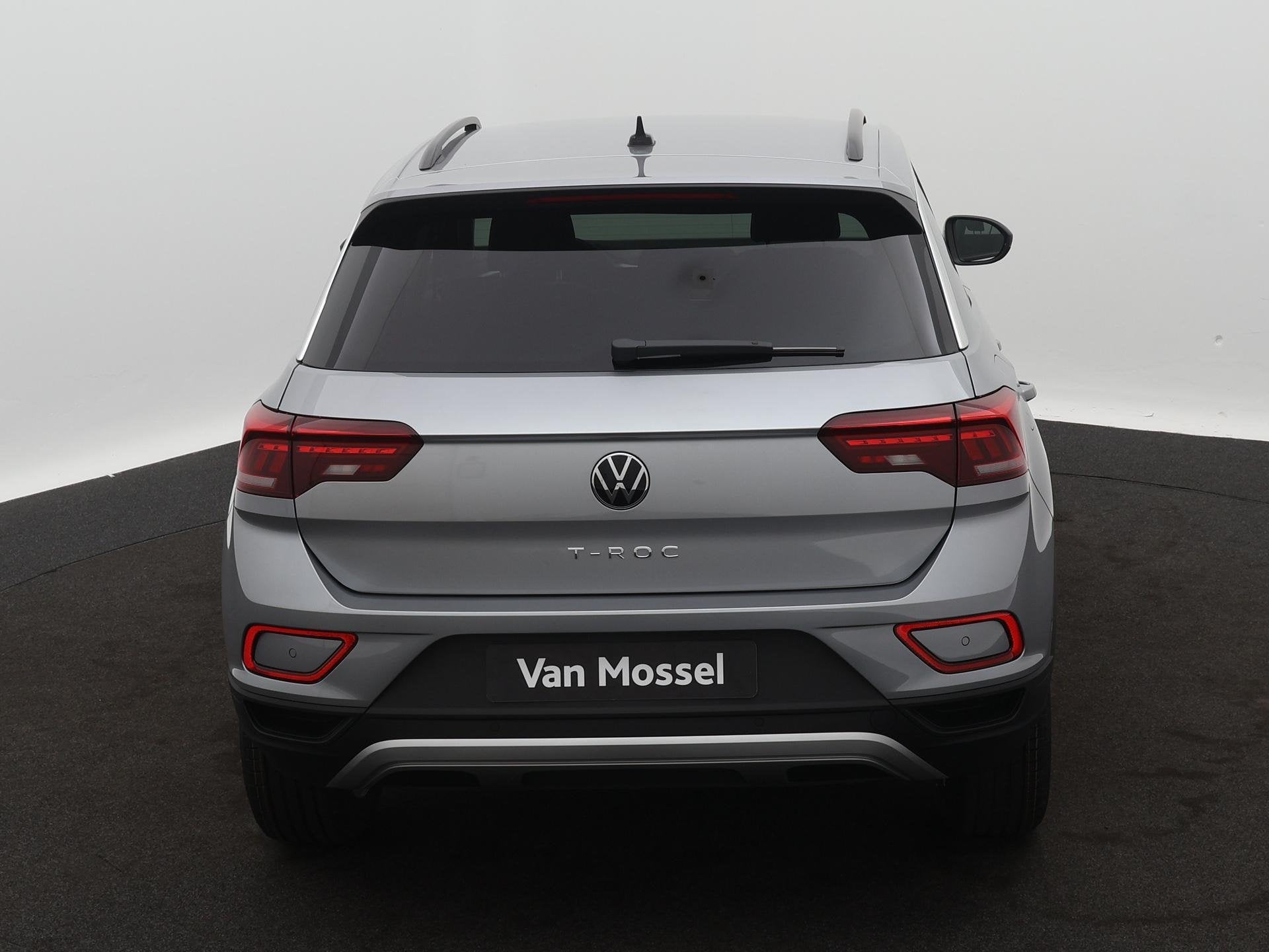 Volkswagen T-Roc 1.0 TSI Life Edition | Multimedia pakket |, Auto's, 12 maanden, Stof, 116 pk, 1204 kg
