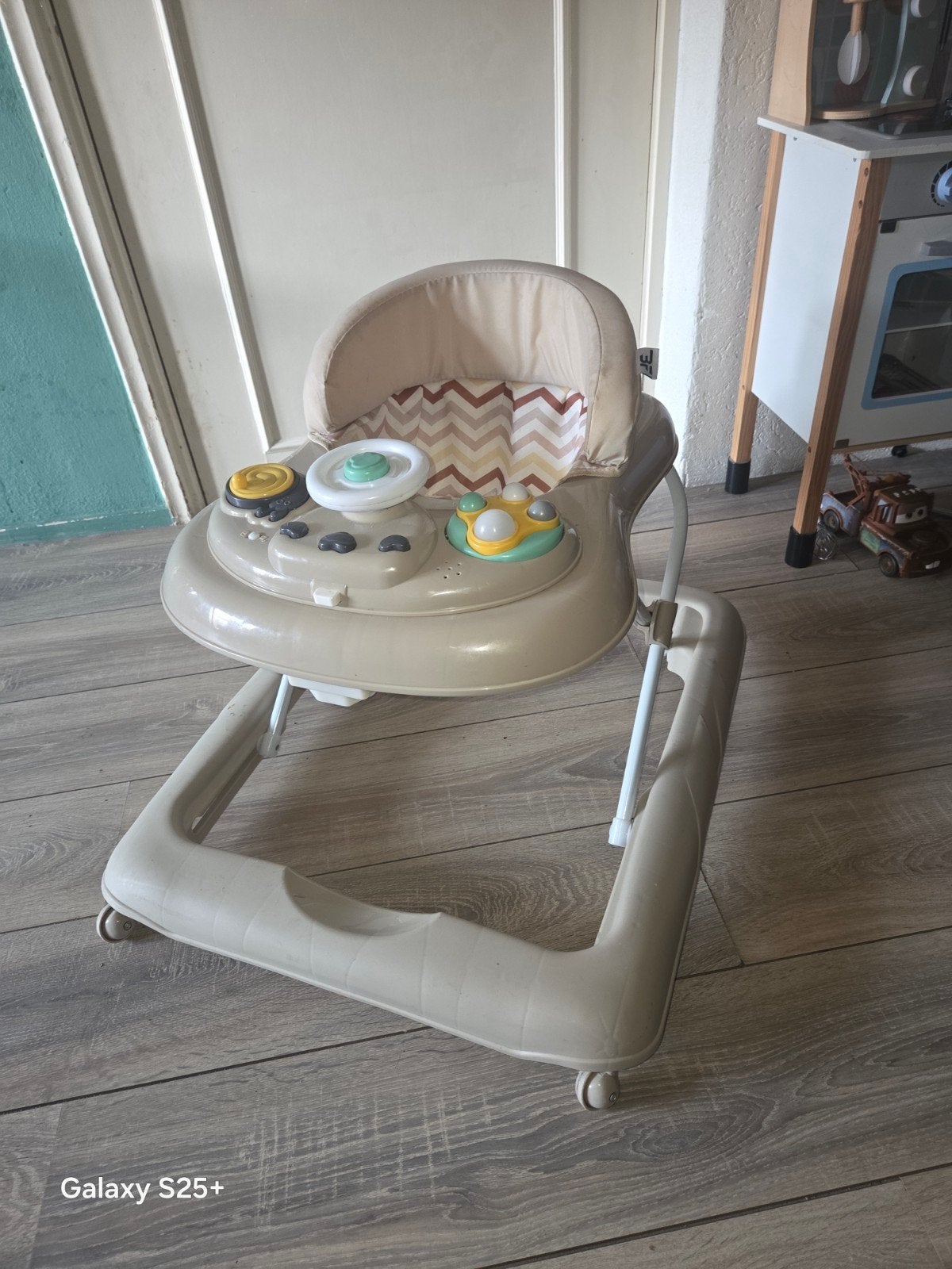 Babywalker met meerdere standen en speelpaneel, Kinderen en Baby's, Ophalen of Verzenden, Zo goed als nieuw, Overige typen, Met wieltjes