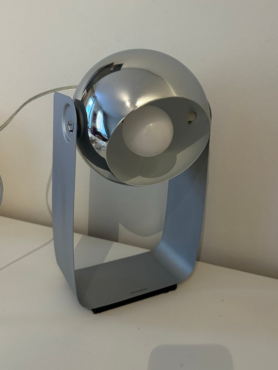 chroom Space age / eyeball tafellamp van Massive, Huis en Inrichting, Lampen | Tafellampen, Ophalen, Bureaulamp, Vintage, E27 (groot)