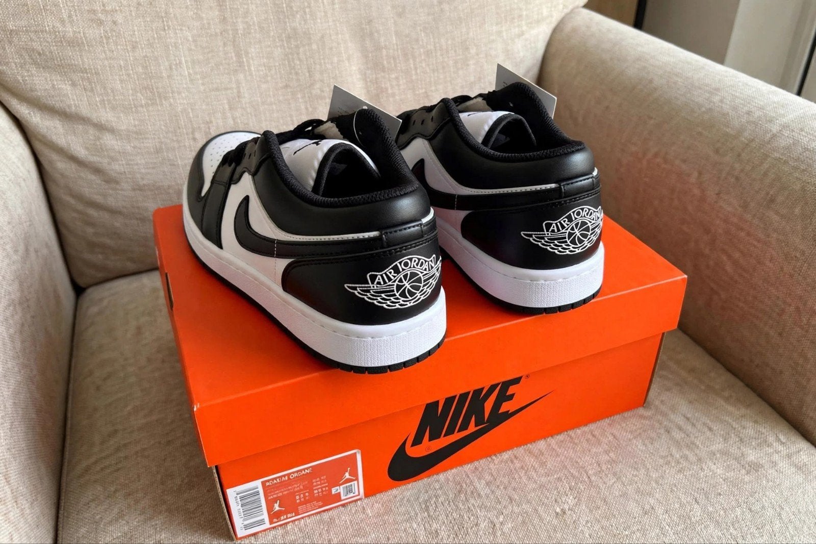 Nike Air Jordan 1 Low Panda - Nieuw in doos, Nike Jordan, Zwart, Nieuw, Ophalen of Verzenden