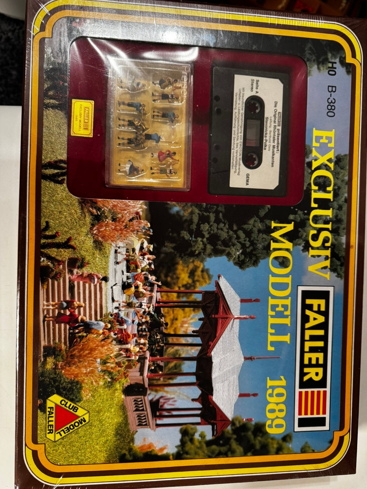 FALLER EXCLUSIEF MODEL 1989 SEALD    H0, Overige merken, Gelijkstroom of Wisselstroom, Brug, Tunnel of Gebouw, Nieuw