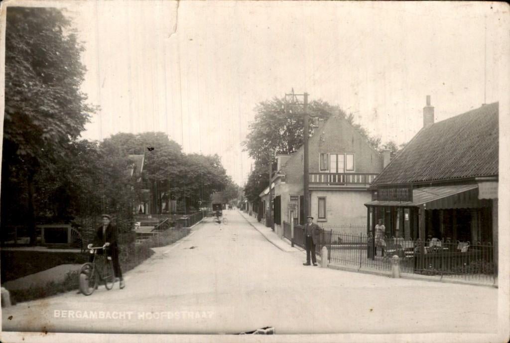 Bergambacht - Hoofdstraat - Bromografia, Verzamelen, Ansichtkaarten | Nederland, Ophalen of Verzenden, Voor 1920, Gelopen, Zuid-Holland