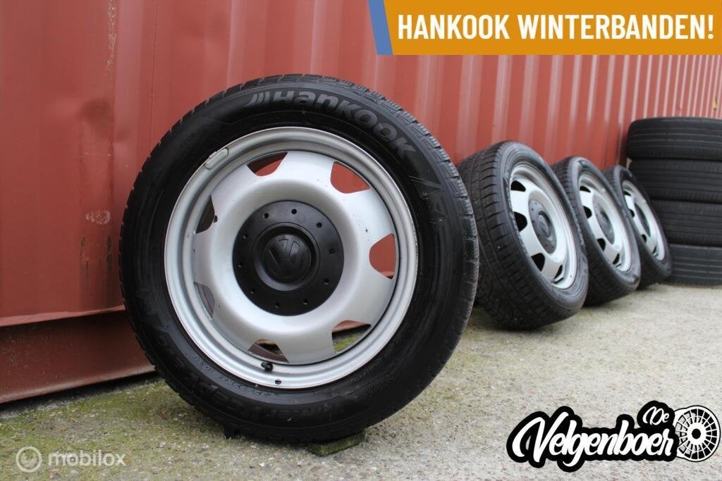 Volkswagen Transporter T5 / T6 velgen + Hankook winterbanden, Gebruikt, Banden en Velgen, 17 inch, 235 mm