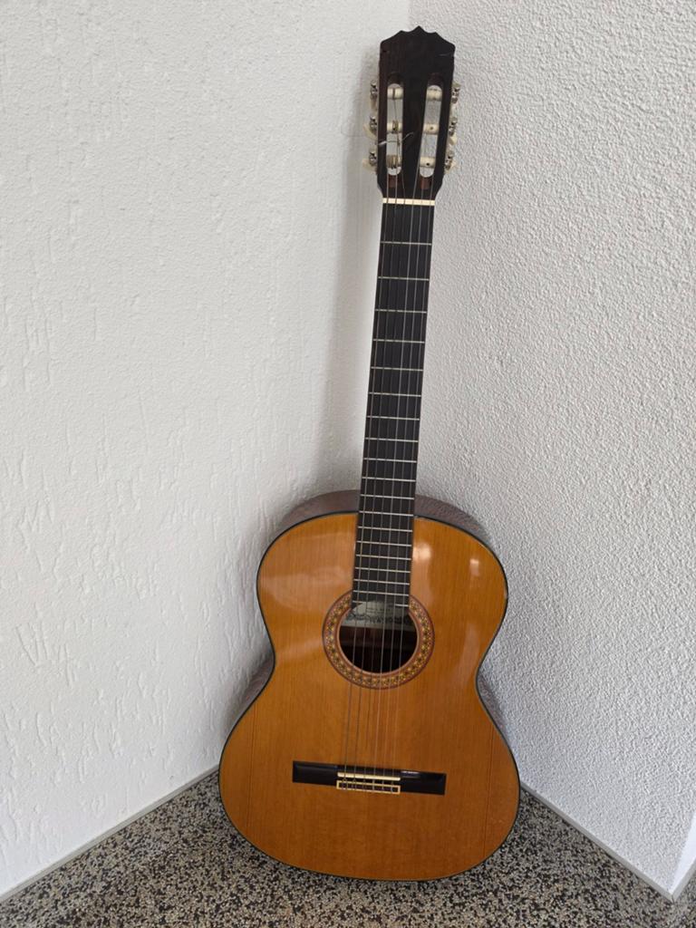 Hashimoto G212 Klassieke Gitaar - Zo goed als nieuw, Muziek en Instrumenten, Snaarinstrumenten | Gitaren | Akoestisch, Zo goed als nieuw