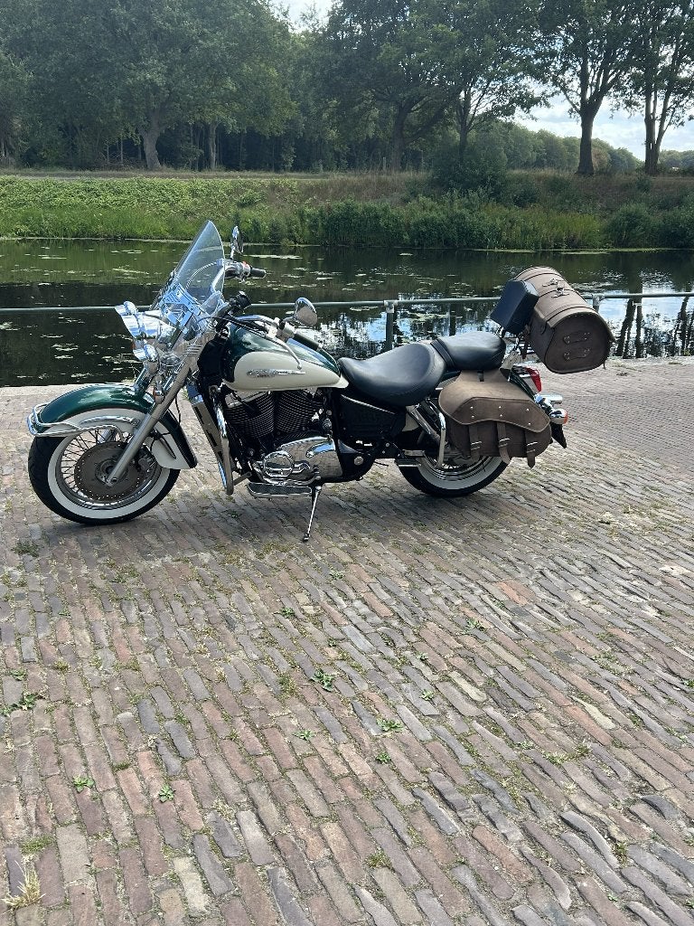Honda Shadow VT1100 C3, Motoren, Cardan-aandrijving, 2 cilinders, Occasion, Particulier