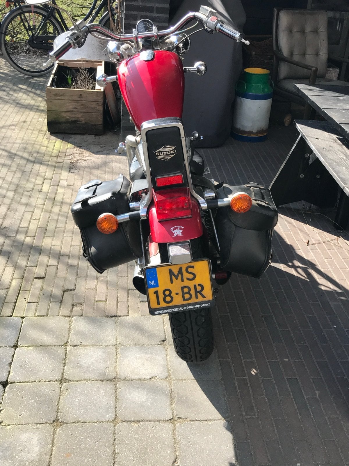 Suzuki Intruder VS 750 - Rode Chopper met Zijtassen, 2 cilinders, Gebruikt, Particulier, Meer dan 35 kW