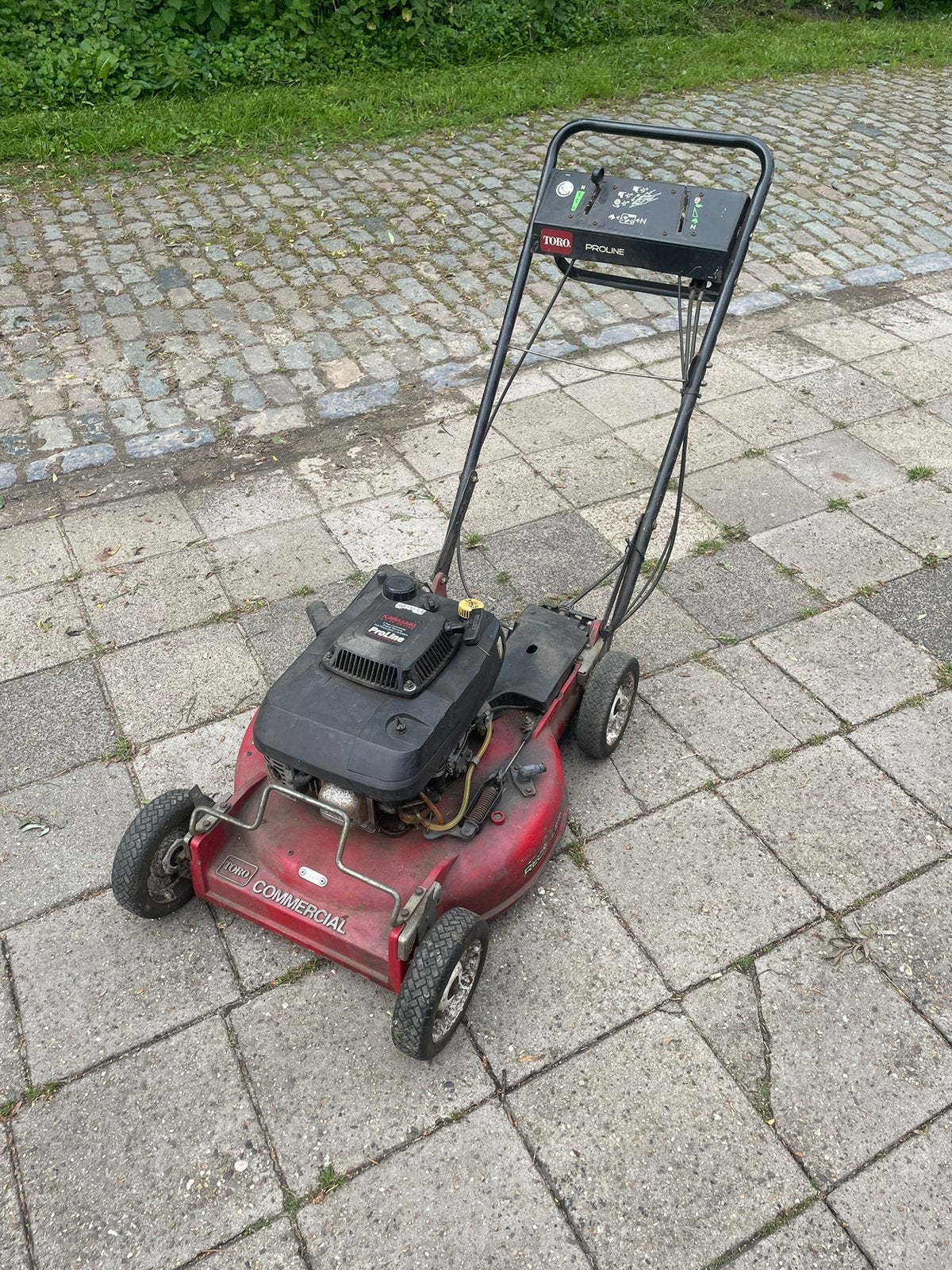 Grasmaaier TORO PROLINE, Cirkelmaaier, Gebruikt, Ophalen of Verzenden, Benzine-grasmaaier