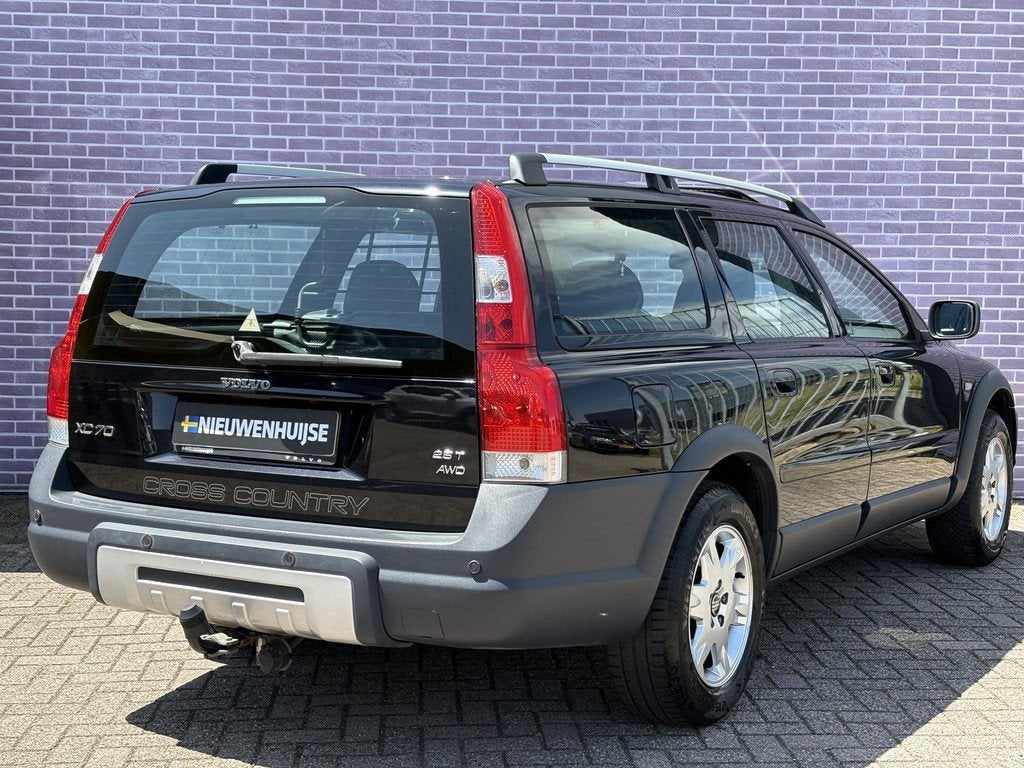 Volvo XC70 2.5 T Kinetic 5 Cilinder | AWD | Eerste Eigenaar, Auto's, Volvo, Automaat, Stof, Automatische klimaatregeling, XC70