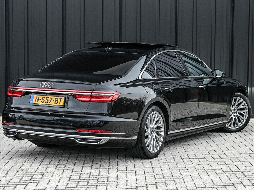 Audi A8 55 TFSI quattro Pro Line Plus | LUCHTVERING | STANDK, Auto's, Audi, Gebruikt, 2995 cc, Leder, Bedrijf