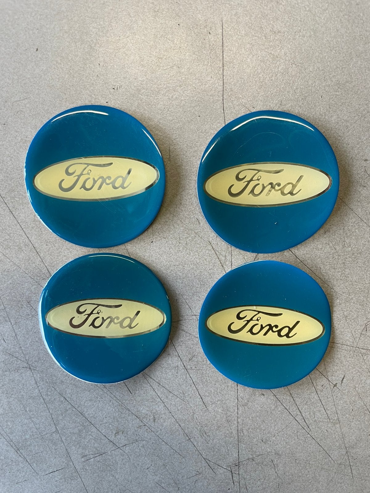 4x Nieuwe Ford Wielnaaf stickers, Ophalen of Verzenden, Nieuw