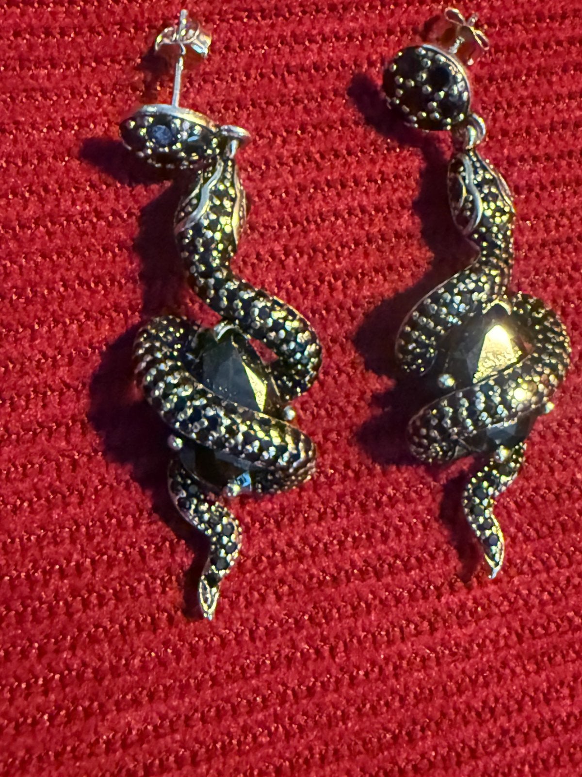 Zilveren snake oorbellen thomas sabo zwarte steen nieuw, Ophalen of Verzenden, Zo goed als nieuw, Zwart, Zilver