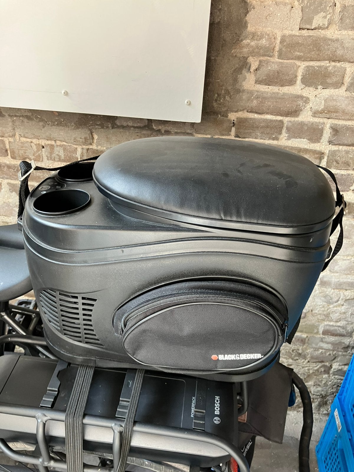 Koelbox Black& Decker, Ophalen, Zo goed als nieuw, Elektrisch