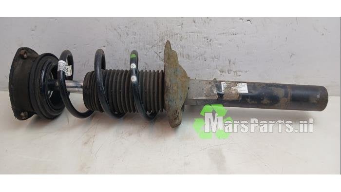 Schokdemperpoot links-voor van een Volkswagen Golf, Gebruikt, -, Volkswagen, -