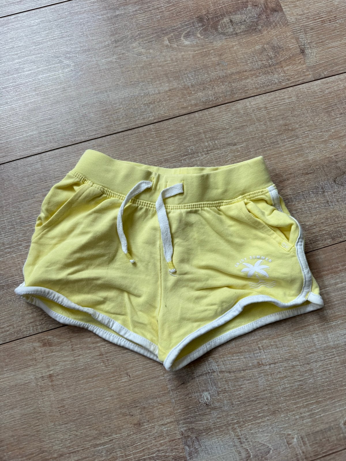 Set van 3 korte broekjes voor kinderen - Geel, Blauw, Roze, Ophalen of Verzenden, Gebruikt, Jongen of Meisje