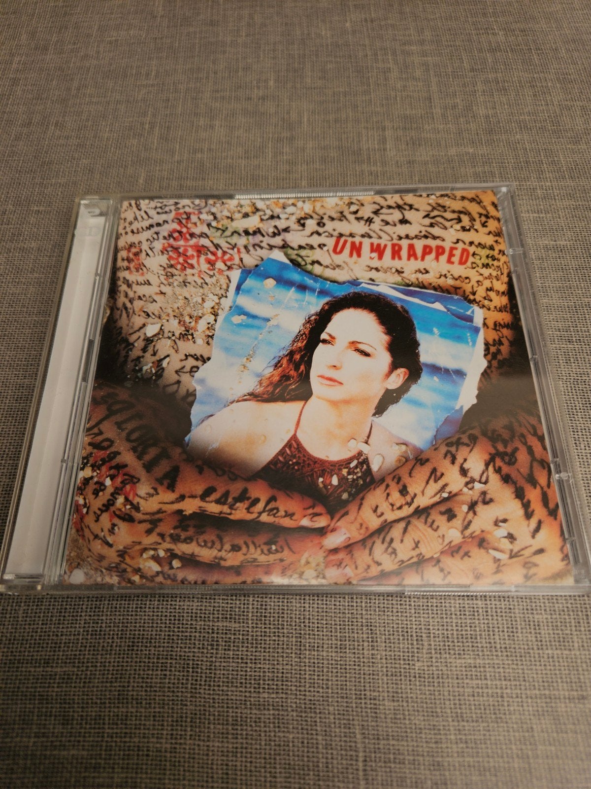 Gloria Estefan - Unwrapped CD/dvd (2003), Cd's en Dvd's, Ophalen of Verzenden, 2000 - 2009, Zo goed als nieuw