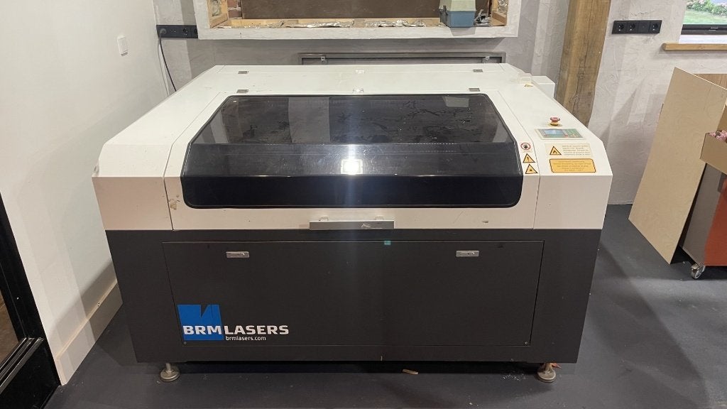 BRM lasermachine 90130 100W, Doe-het-zelf en Verbouw, Gereedschap | Overige machines, Ophalen, Gebruikt