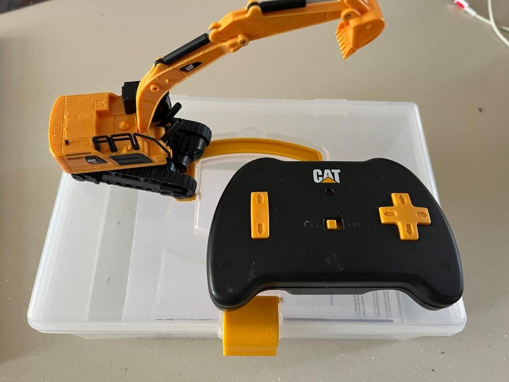 CAT Graafmachine met afstandsbediening, Ophalen of Verzenden, Zo goed als nieuw, Afstandsbediening