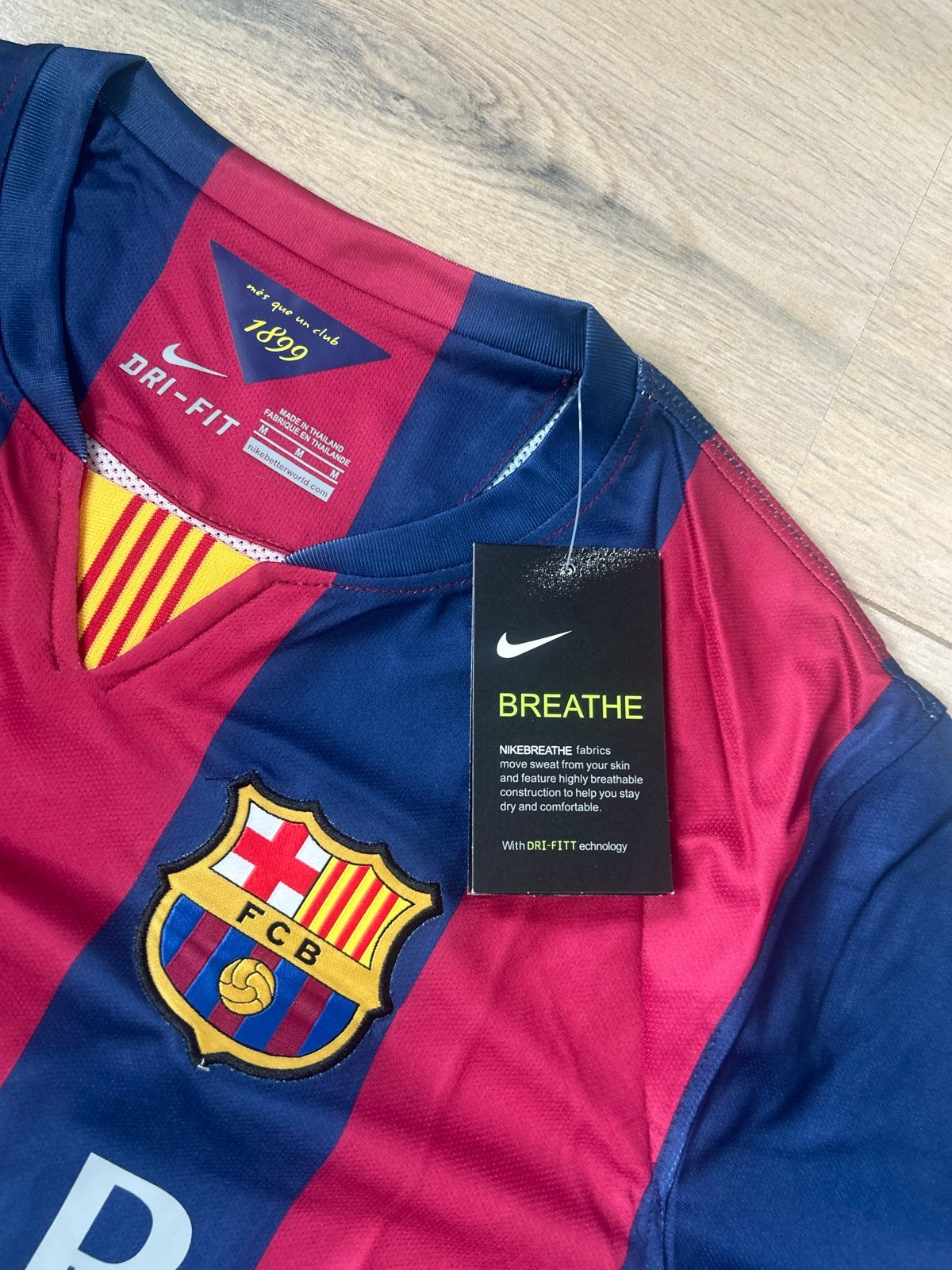 Barcelona shirt - Nooit gedragen, perfecte staat, Maat M, Verzenden, Nieuw, Shirt