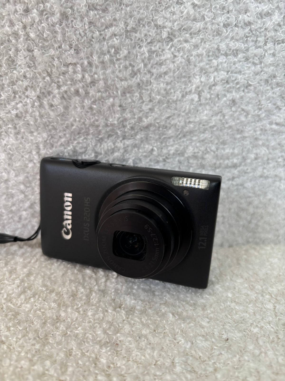 Foto 2 van Canon IXUS 220 HS | Compacte camera | Compleet