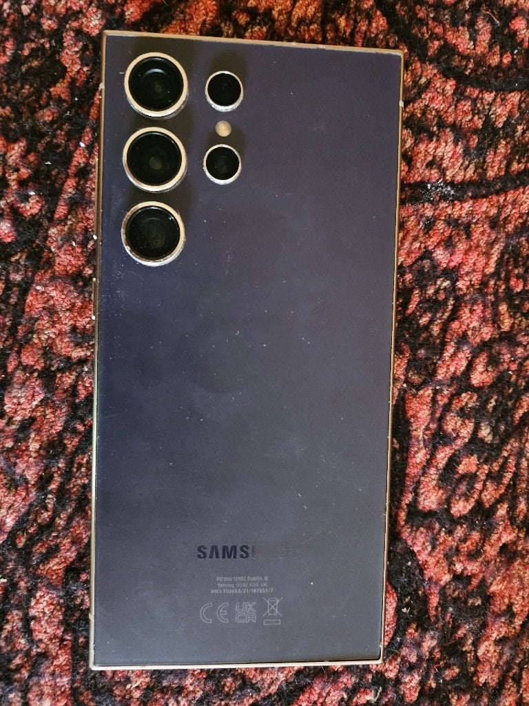 Mooie paarse Samsung S24 Ultra., Galaxy S24, Paars, Ophalen of Verzenden, Zo goed als nieuw