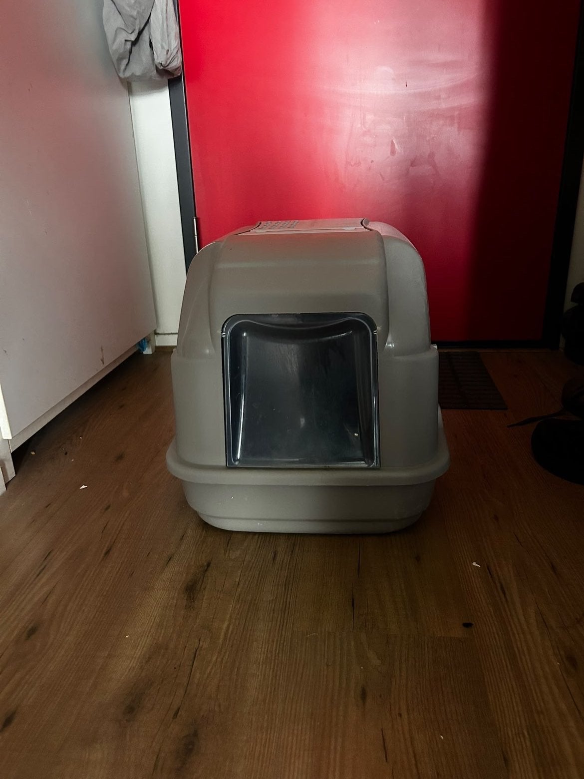 Kattenbak, Ophalen, Zo goed als nieuw, Gesloten