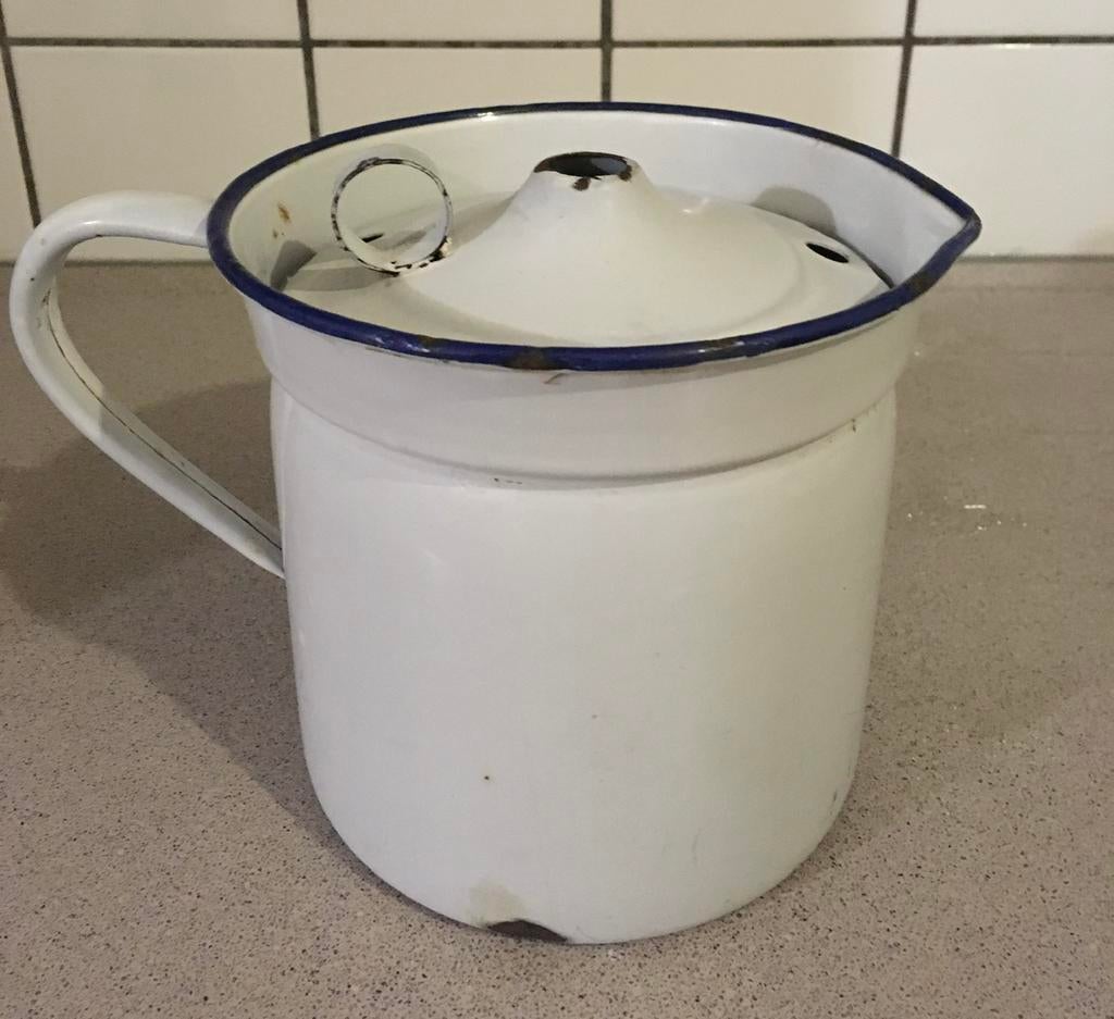 Vintage emaille melkkoker melkkan wit met blauw, Ophalen of Verzenden
