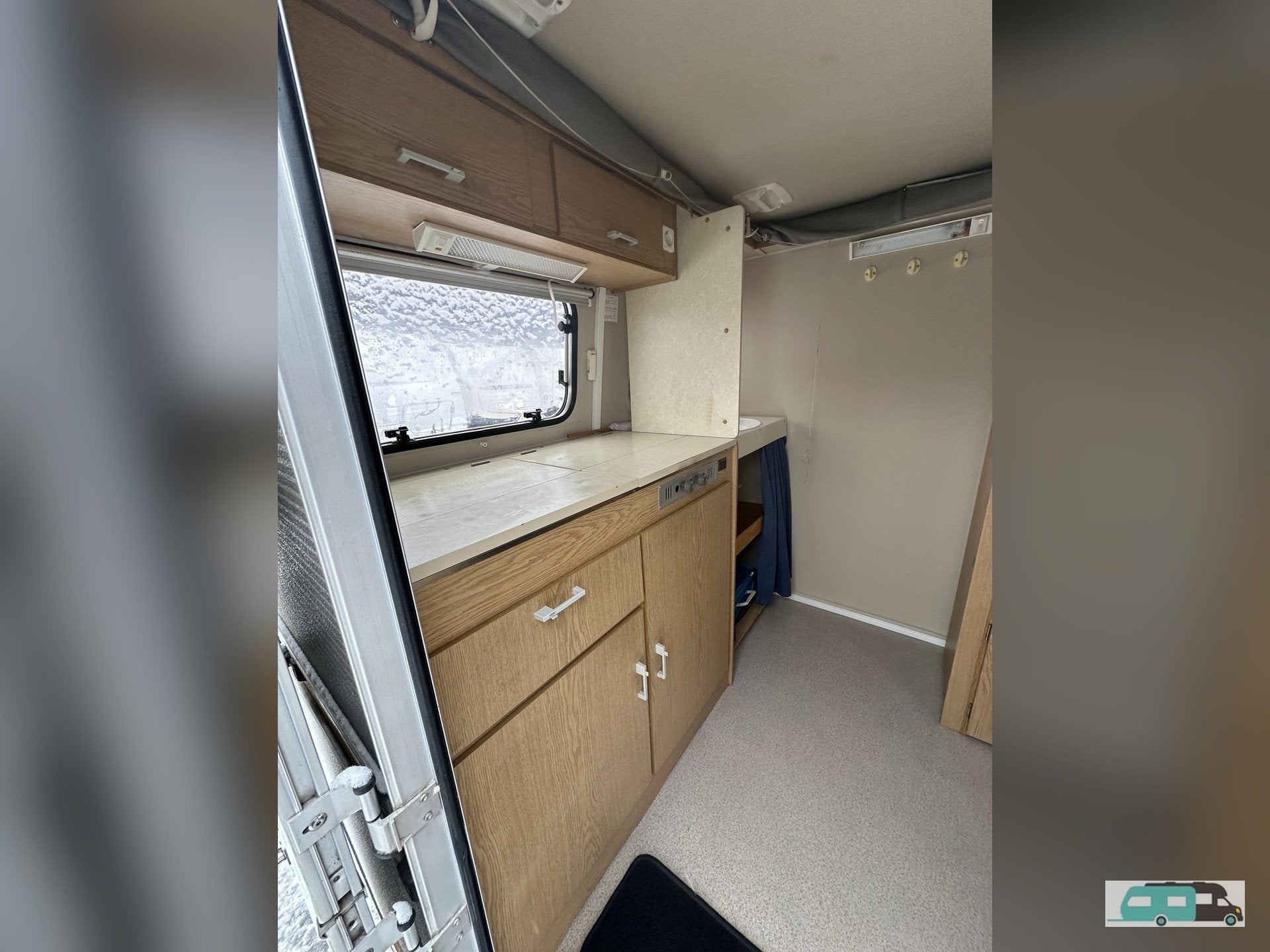 Kip 37 EKV kompakt hefdak (bj 1990), Caravans en Kamperen, Kip, Tot en met 2, Bedrijf, Hefdak