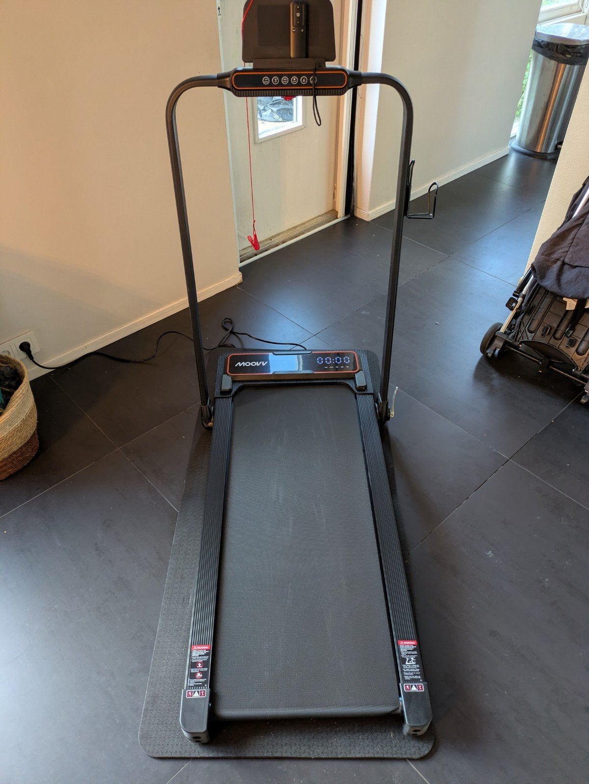Moovv Loopband smartstep pro v2 incline - opvouwbare loopban, Ophalen, Zo goed als nieuw, Metaal, Loopband