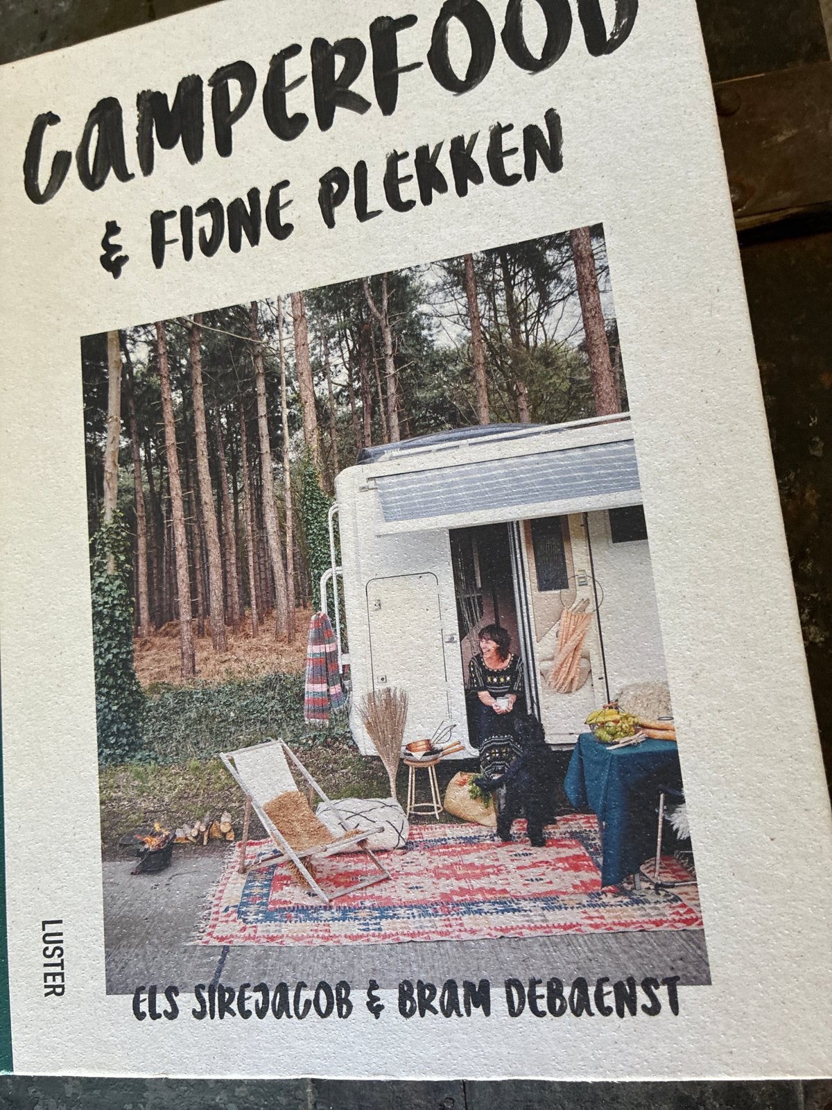 Camperfood & Fijne Plekken - Kookboek (Z.G.A.N.), Boeken, Ophalen of Verzenden, Zo goed als nieuw, Overige gebieden, Hoofdgerechten