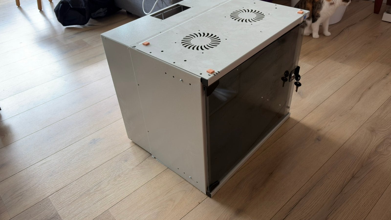9U netwerkrack 45cm diep, Ophalen of Verzenden, Gebruikt, Glas, Plaatstaal