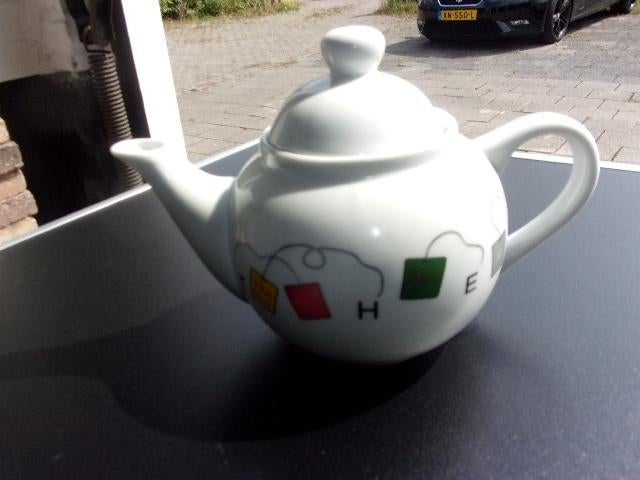 theepot, Huis en Inrichting, Keuken | Servies, Overige typen, Ophalen of Verzenden, Zo goed als nieuw, Overige stijlen