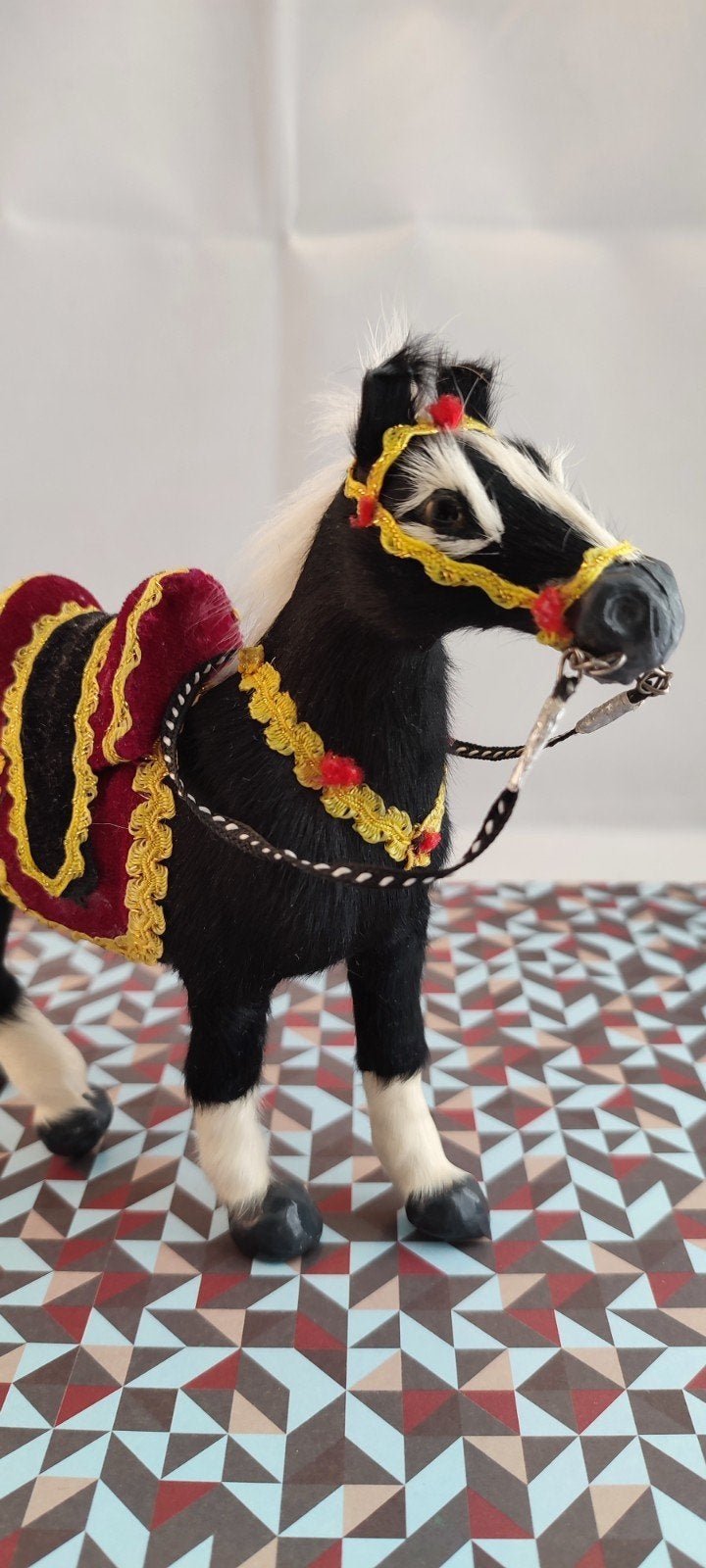 Paardje bont zwart miniatuur Ambachtelijke kunst, Ophalen of Verzenden