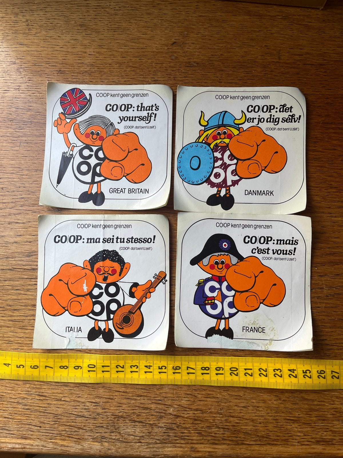 Vintage COOP stickers 'COOP kent geen grenzen' (4 stuks), Ophalen of Verzenden, Gebruikt