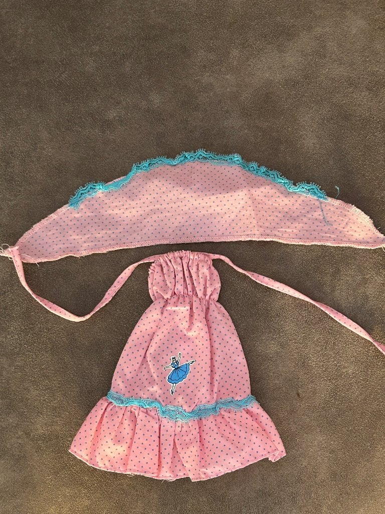 Vintage barbie kleding, Verzamelen, Poppen, Ophalen of Verzenden, Gebruikt, Kleertjes
