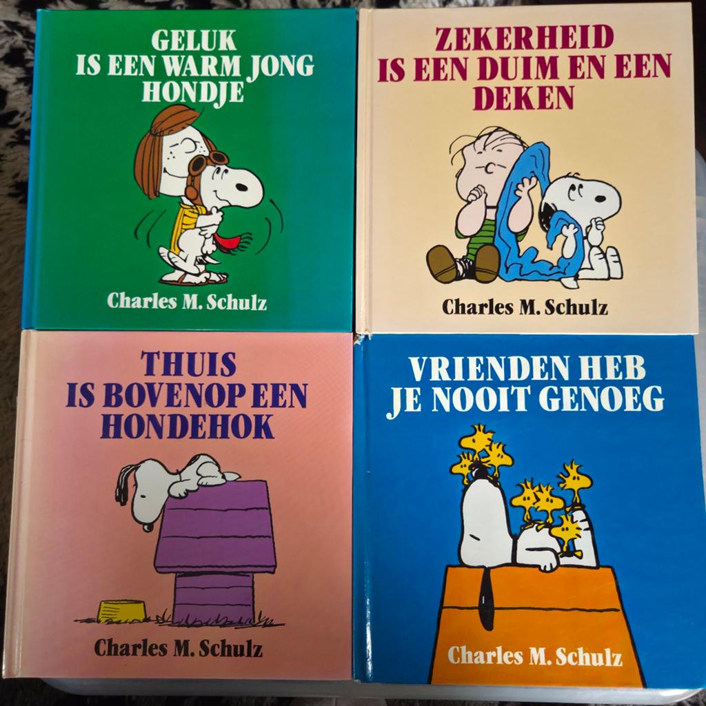 Peanuts Snoopy Boekjes: Geluk, Zekerheid, Thuis, Vrienden, Boeken, Ophalen of Verzenden, Meerdere stripboeken, Gelezen, Charles M. Schulz
