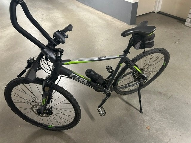 CUBE Cross Citybike met triathlonstuur en Axa slot, 57 cm of meer, Hardtail, Heren, Zo goed als nieuw