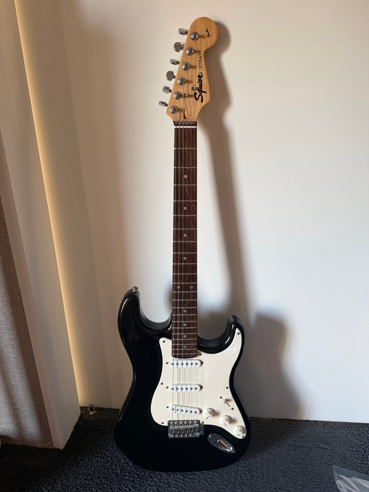 1996 Squier by Fender YN6 Series Anniversary Stratocaster, Fender, Gebruikt, Z, Ophalen of Verzenden