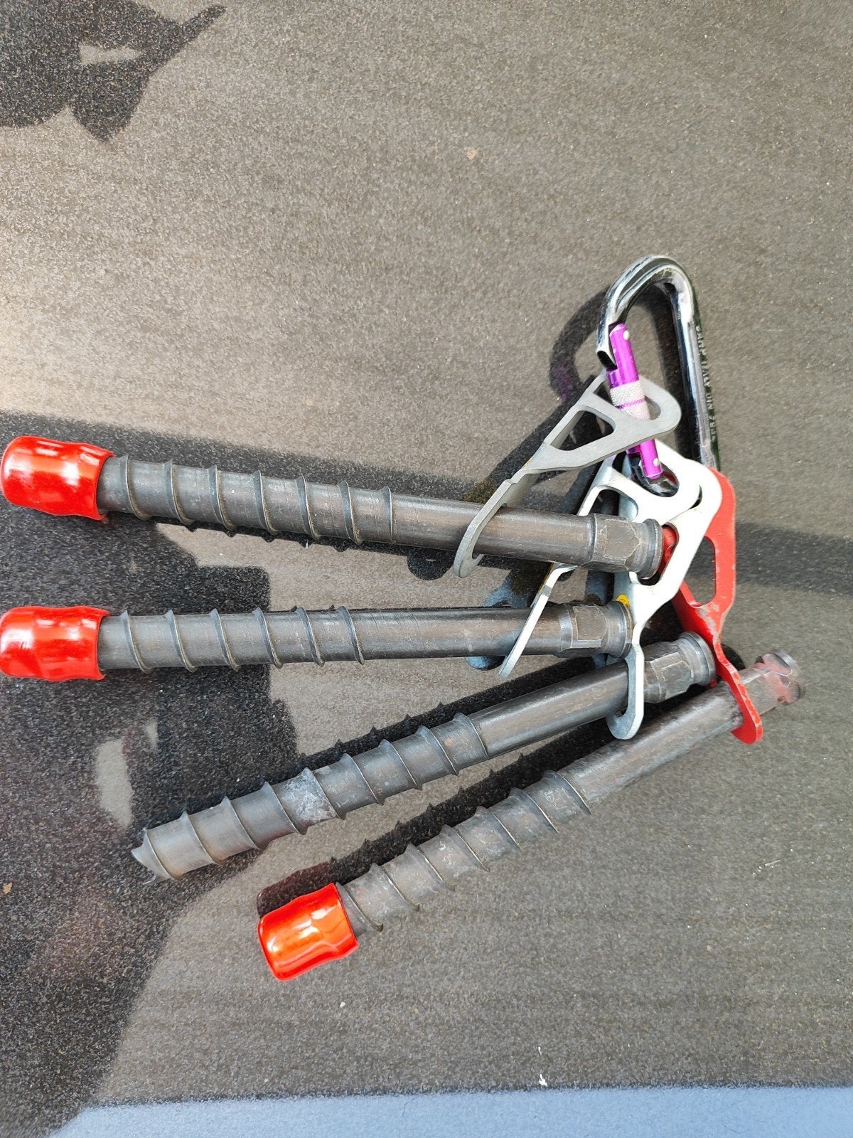 Vier Grivel ijsschroeven gletsjerankers - 21cm, Sport en Fitness, Ophalen of Verzenden, Klimsport-accessoire
