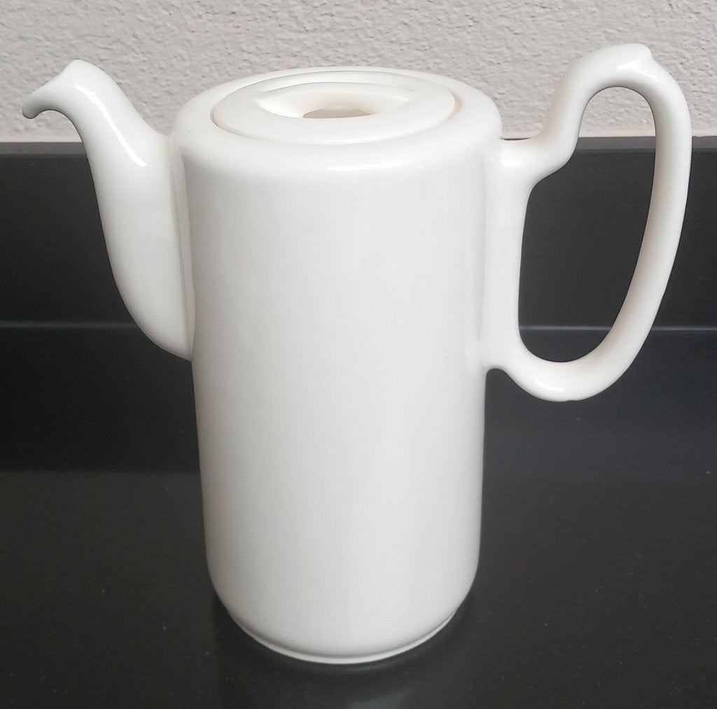 Petrus Regout witte koffie of theepot, Ophalen of Verzenden, Zo goed als nieuw, Porselein, Theepot