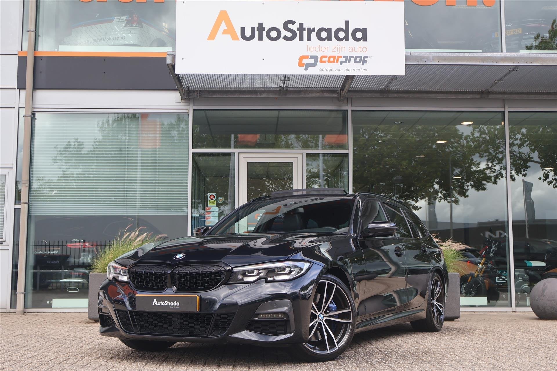 BMW 3-Serie Touring (g21) 330i M-Sport 258pk | Camera | Trek, Auto's, Gebruikt, 4 cilinders, 1600 kg, 3-Serie