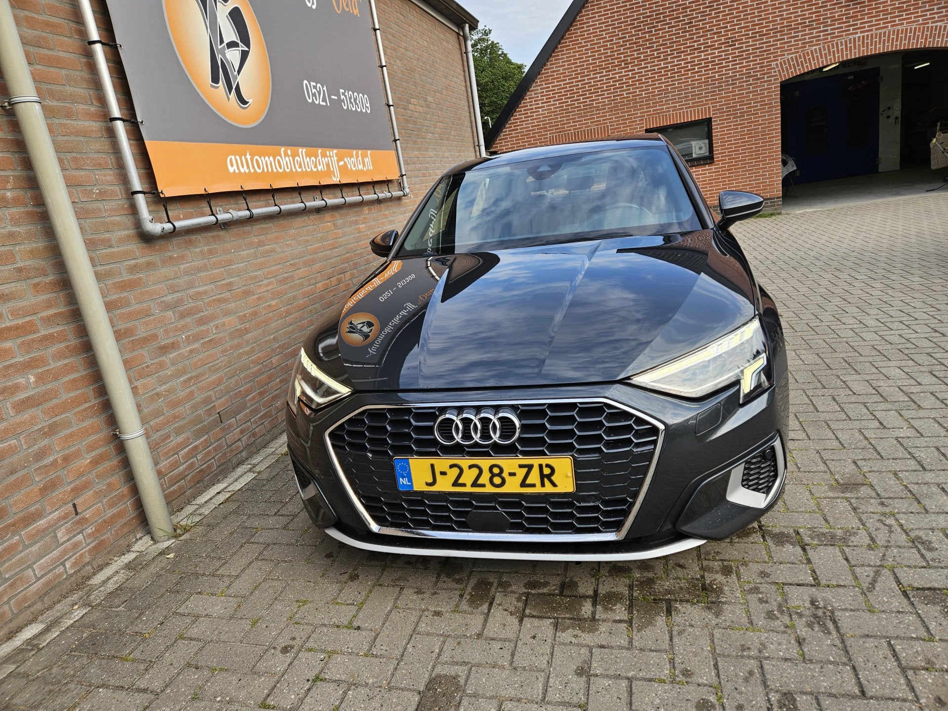 Audi A3 Sportback 30 TFSI Business edition, Stof, Gebruikt, Euro 6, 23 km/l